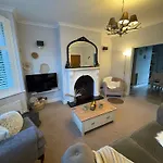 The Nordic Nook - 3 Bedroom House Double Sofabed Vakantiehuis