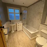 The Nordic Nook - 3 Bedroom House Double Sofabed *